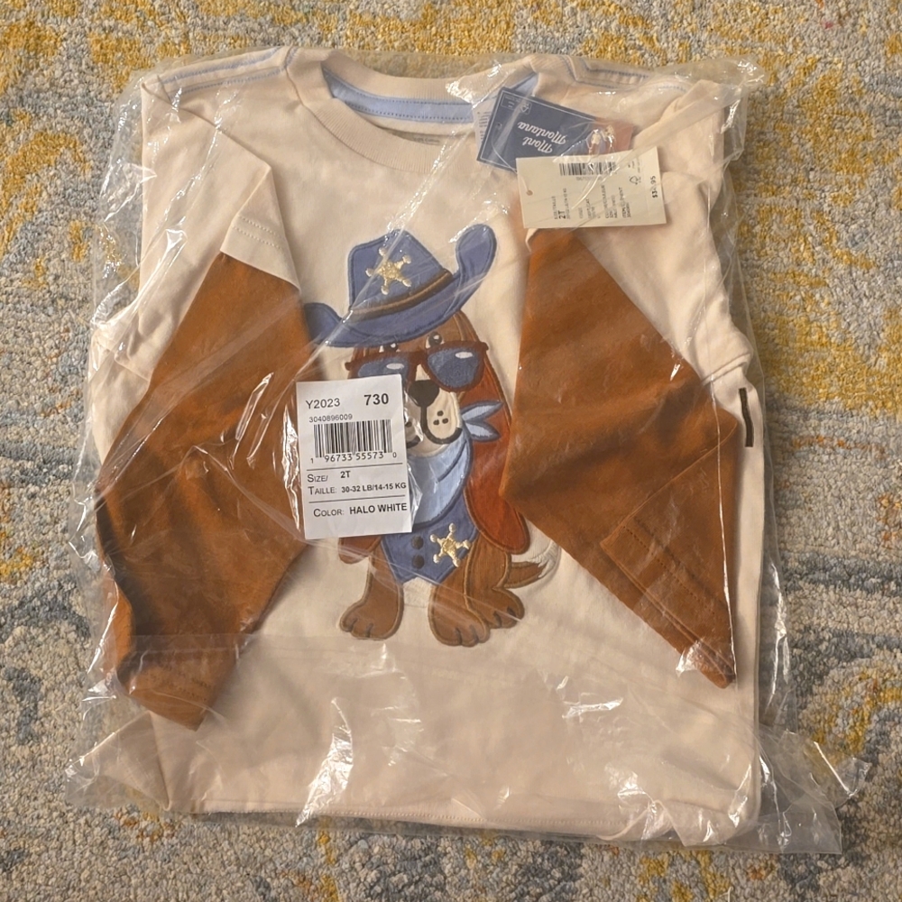 Gymboree 2T halo white long-sleeved shirt with hound dog sheriff